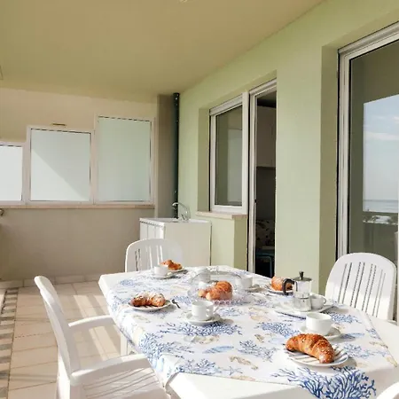 Brezza Di Mare Aparthotel San Benedetto del Tronto