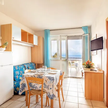Brezza Di Mare 4*