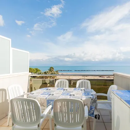 Brezza Di Mare Ξενοδοχείο με διαμερίσματα 4*