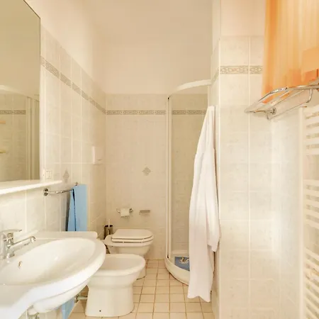 Brezza Di Mare 4*